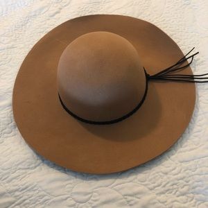 Wool wide brim hat